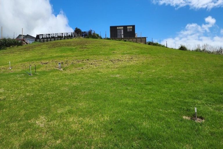 Photo of property in 8 Blue Moon Rise, Langs Beach, 0582