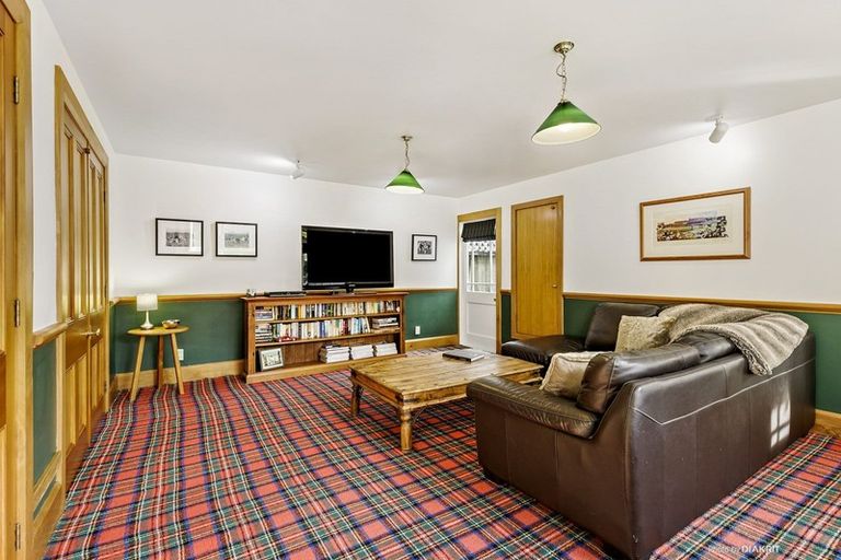 Photo of property in 162 Wadestown Road, Wadestown, Wellington, 6012