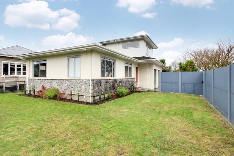 Photo of property in 33 Avenue Road, Greenmeadows, Napier, 4112