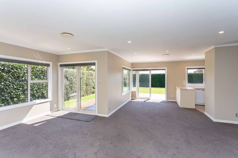 Photo of property in 19 Toorak Avenue, Avonhead, Christchurch, 8042