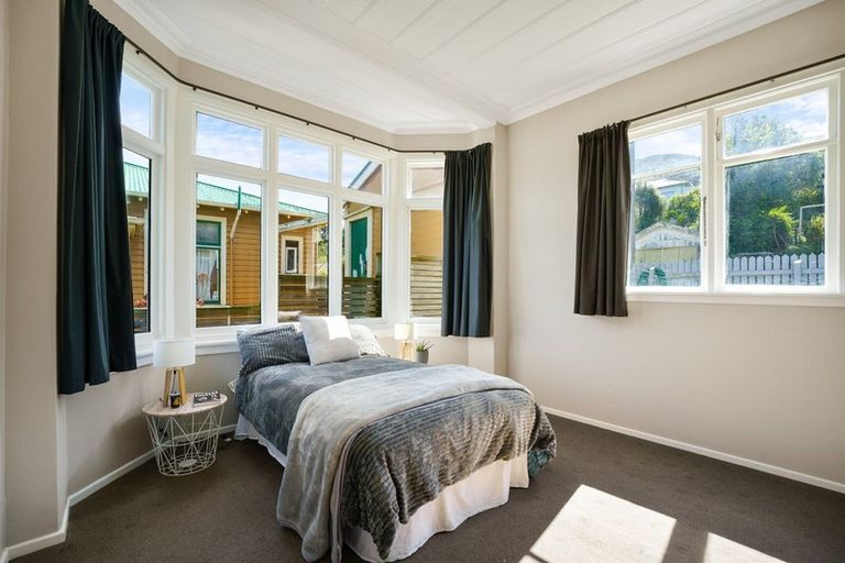 Photo of property in 2 Hawea Street, Ravensbourne, Dunedin, 9022