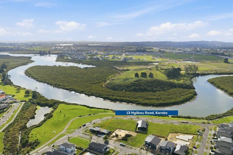 Photo of property in 13 Ngakau Road, Karaka, 2113