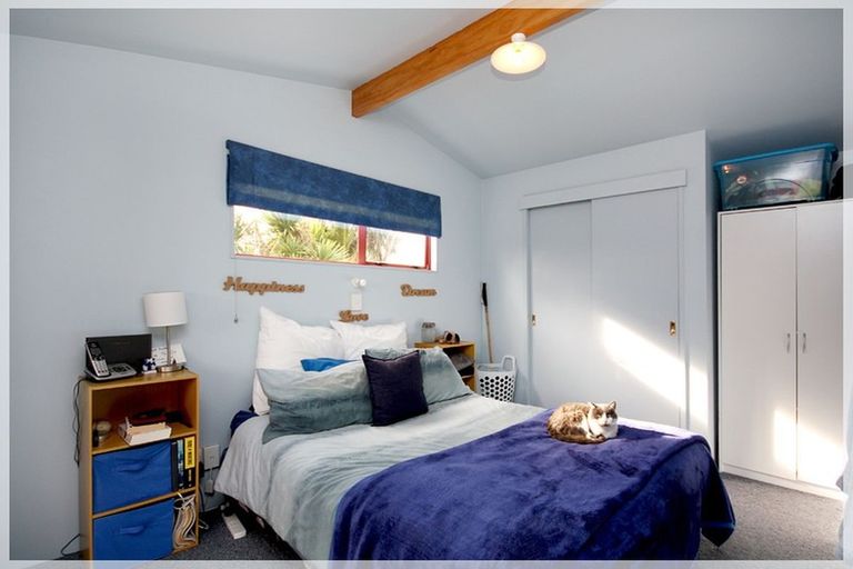 Photo of property in 17 Aru Street, Tangimoana, 4822