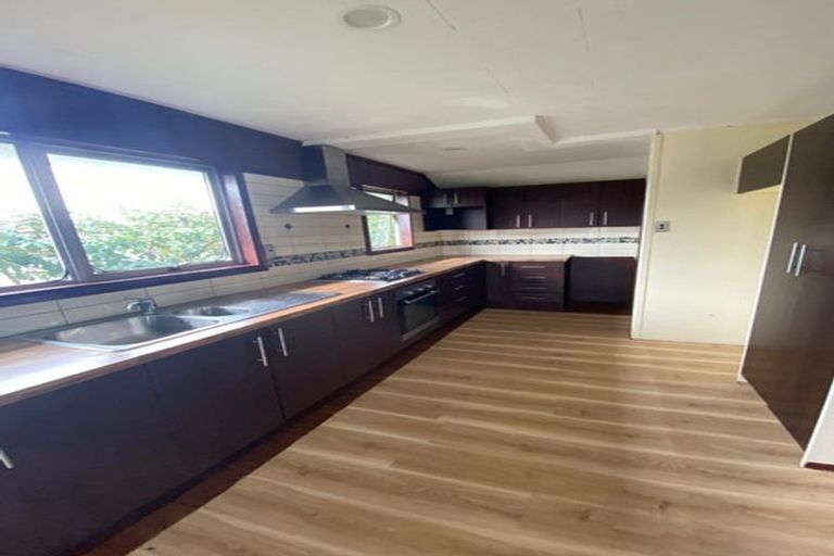 Photo of property in 12 Nicola Place, Mangere, Auckland, 2022