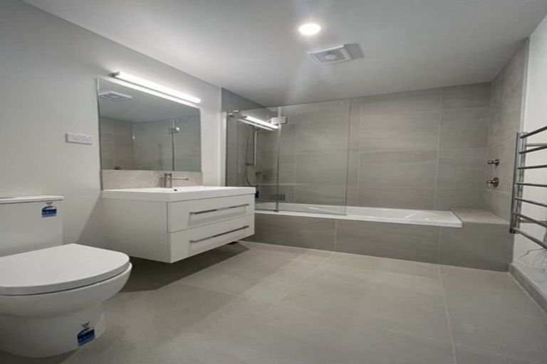 Photo of property in 35 Holystone Road, Whitby, Porirua, 5024