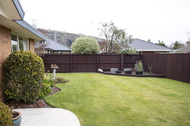 Photo of property in 8 Wendy Place, Heathcote Valley, Christchurch, 8022