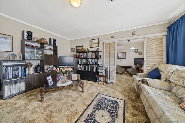 Photo of property in 19 Lockwood Crescent, Taita, Lower Hutt, 5011