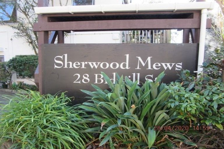 Photo of property in Sherwood Mews, 28c Bidwill Street, Mount Cook, Wellington, 6021