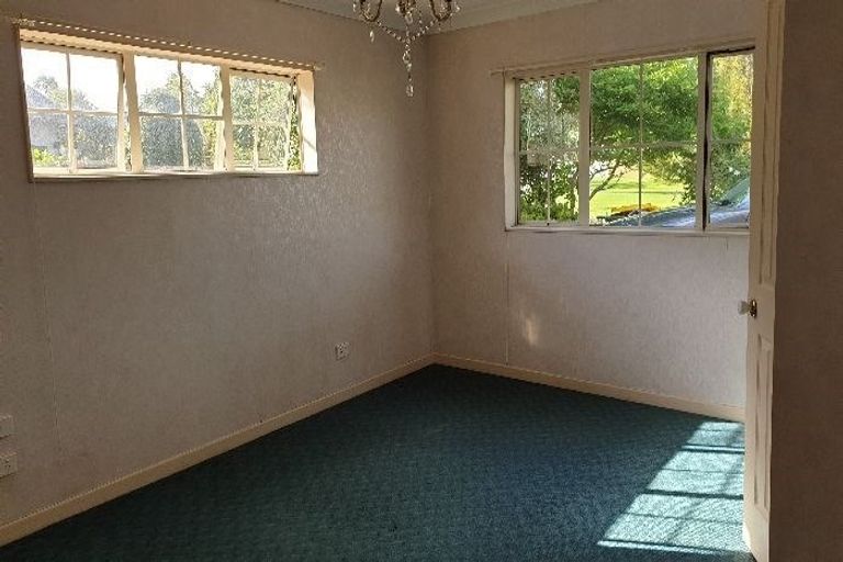 Photo of property in 23 Oak Manor Drive, Albany, Auckland, 0632