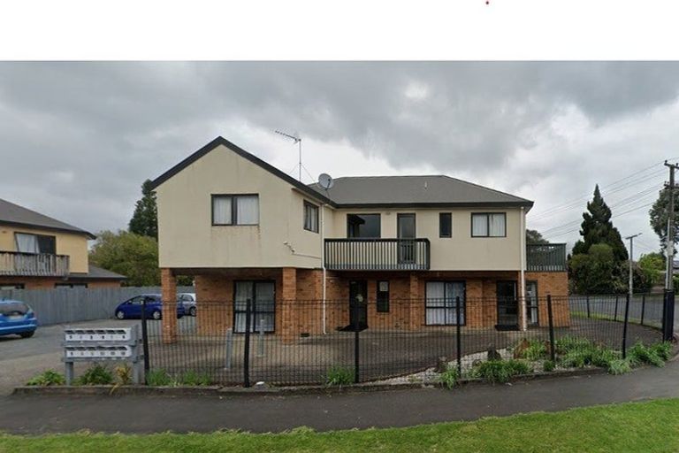 Photo of property in 2 Vine Street, Hillcrest, Hamilton, 3216