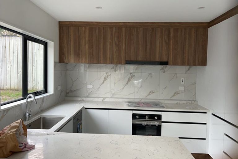 Photo of property in 47b Withers Road, Glen Eden, Auckland, 0602