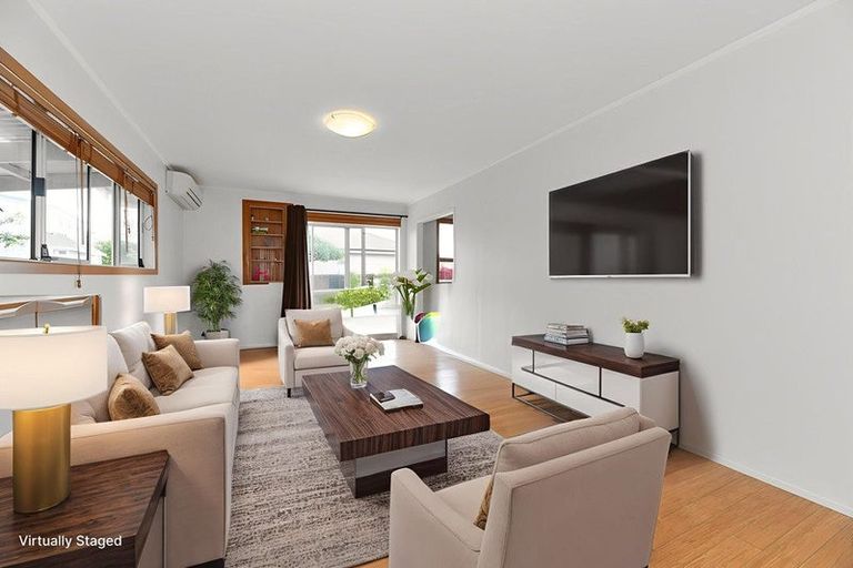Photo of property in 1/24 Casuarina Road, Half Moon Bay, Auckland, 2012