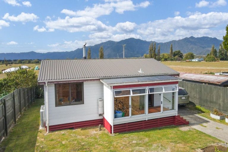 Photo of property in 8 Kahikatea Street, Murupara, 3025