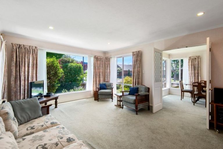 Photo of property in 1 Thoresby Mews, Avonhead, Christchurch, 8042