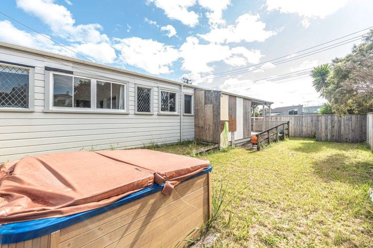Photo of property in 1 Moore Avenue, Tawhero, Whanganui, 4501