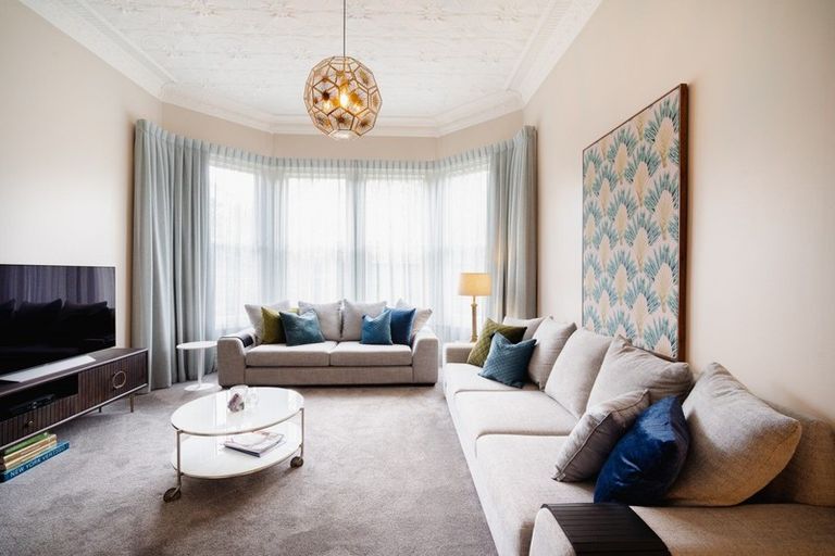 Photo of property in 112 Eglinton Road, Mornington, Dunedin, 9011