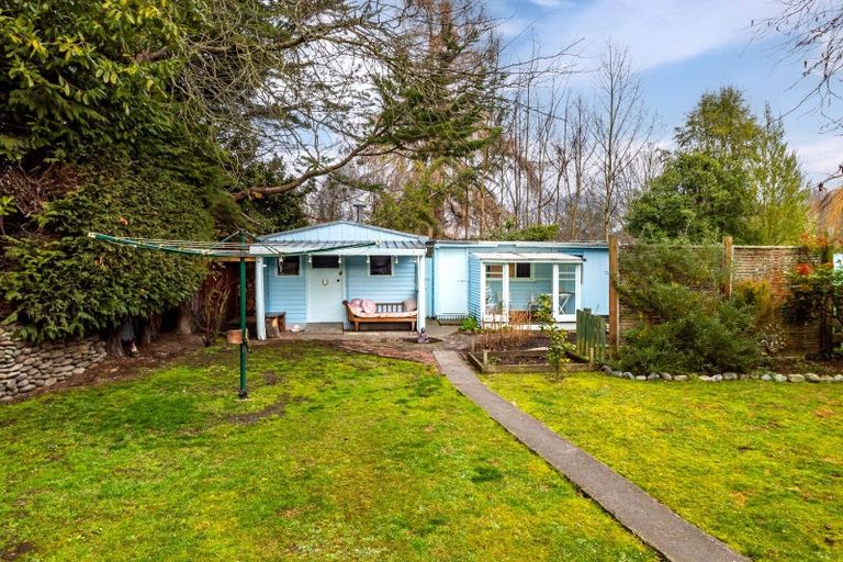 Photo of property in 53a Mckenzie Street, Geraldine, 7930