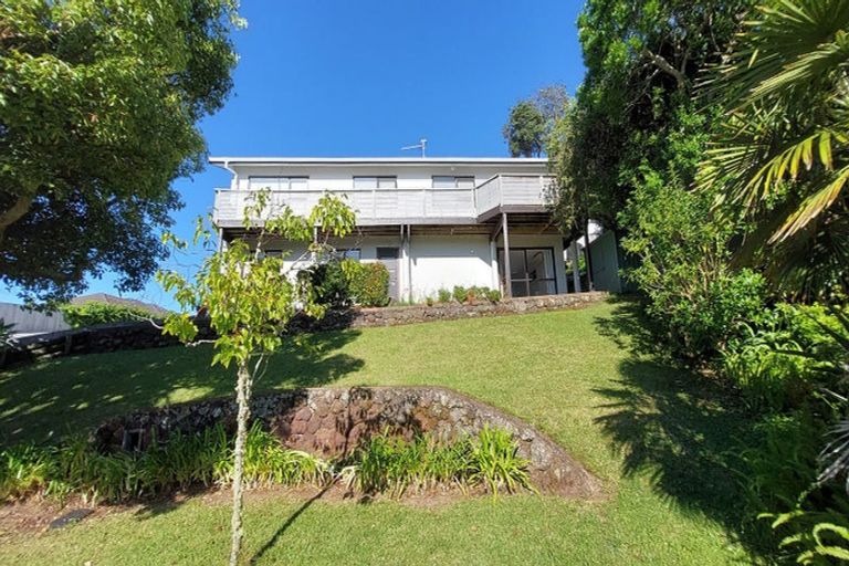 Photo of property in 5 Reynolds Place, Torbay, Auckland, 0630