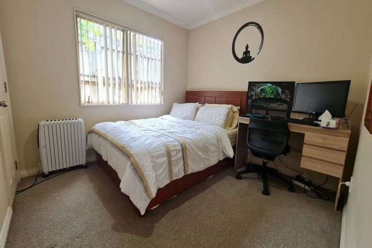 Photo of property in 34 Jadewynn Drive, Massey, Auckland, 0614