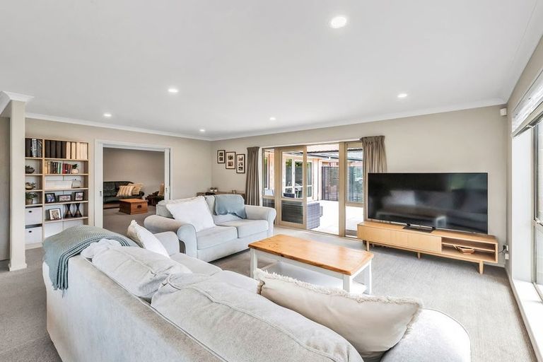 Photo of property in 1 Oldham Place, Darfield, 7510