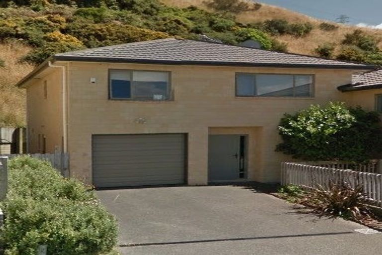 Photo of property in 24 Erlestoke Crescent, Churton Park, Wellington, 6037