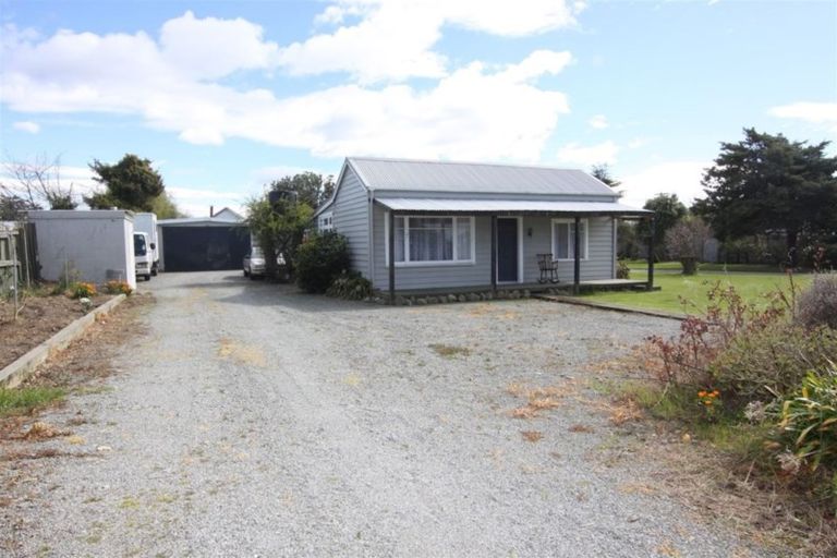 Photo of property in 66 Waimate Highway, Saint Andrews, 7988