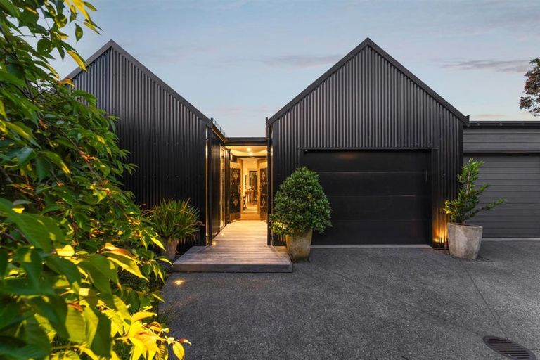 Photo of property in 19 Kanuka Road, Sandspit, Warkworth, 0982