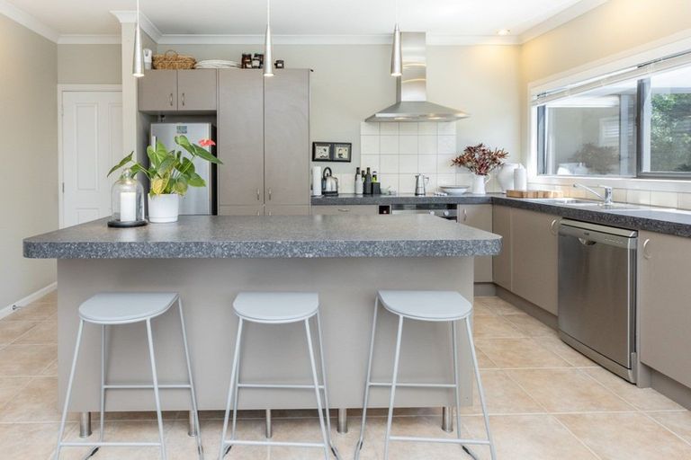 Photo of property in 2a Windsor Terrace, Taradale, Napier, 4112