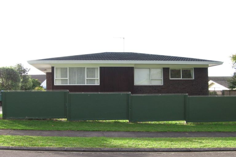 Photo of property in 1/13 Chip Grove, Sunnyhills, Auckland, 2010