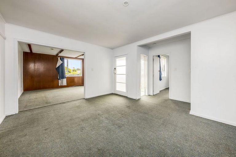 Photo of property in 18 Olive Crescent, Papatoetoe, Auckland, 2025