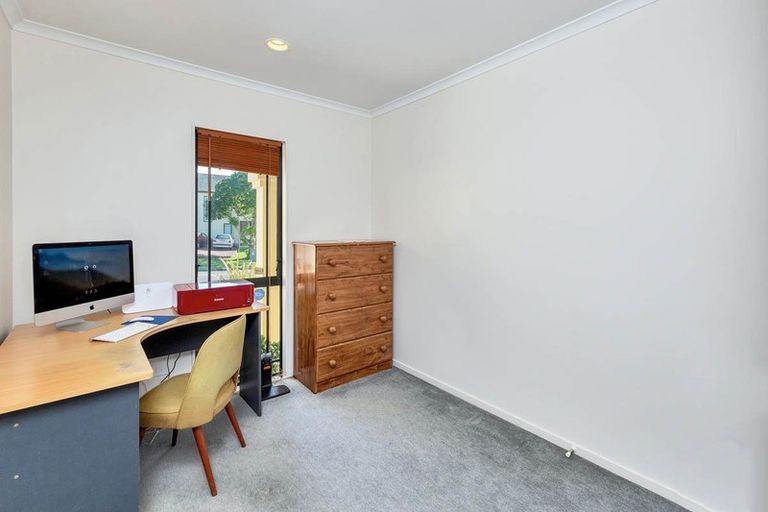 Photo of property in 4 San Lorenzo Rise, Henderson, Auckland, 0612