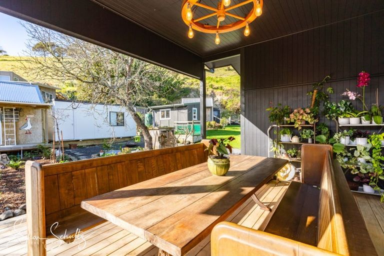 Photo of property in 6 The Strand, Whakapirau, Maungaturoto, 0583