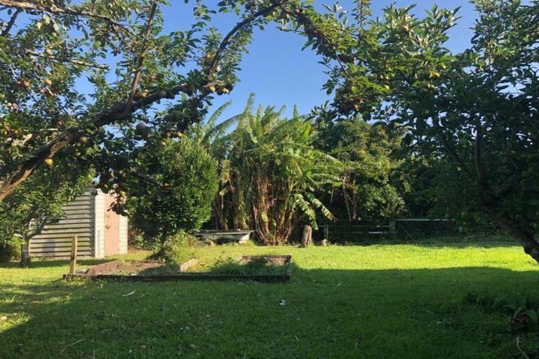 Photo of property in 214 Waitaha Road, Welcome Bay, Tauranga, 3112