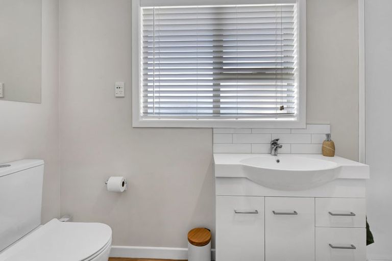 Photo of property in 228a Omata Road, Spotswood, New Plymouth, 4310