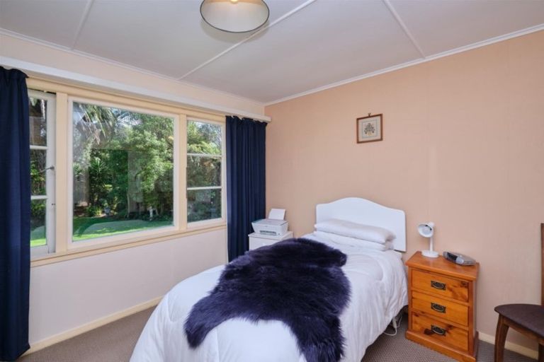 Photo of property in 9 Falstaff Street, Stratford, 4332