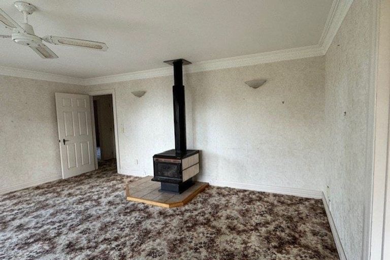 Photo of property in 26 Awhiorangi Promenade, Swanson, Auckland, 0816