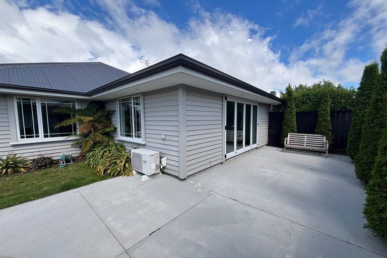 Photo of property in 6 Date Crescent, Aidanfield, Christchurch, 8025