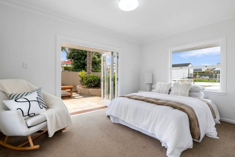 Photo of property in 31 Williamson Avenue, Belmont, Auckland, 0622