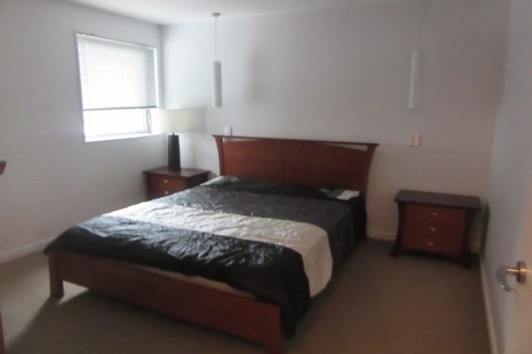 Photo of property in Montreaux Apartments, 3f/164 The Terrace, Wellington Central, Wellington, 6011