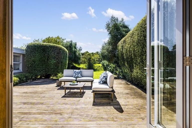 Photo of property in 54 Abbotts Way, Remuera, Auckland, 1050