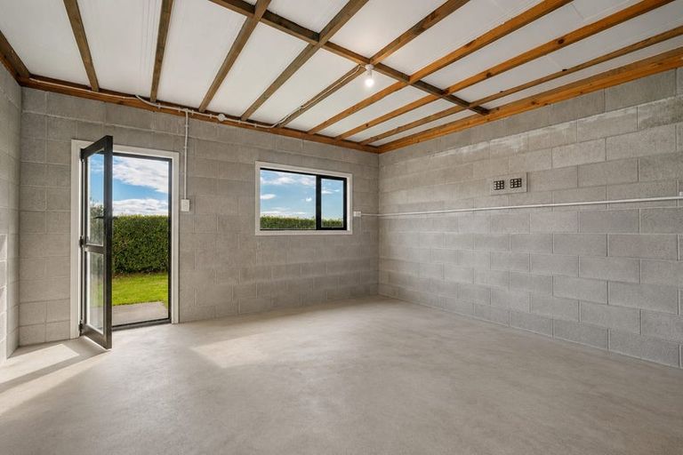 Photo of property in 35 Estuary View Road, Welcome Bay, Tauranga, 3112