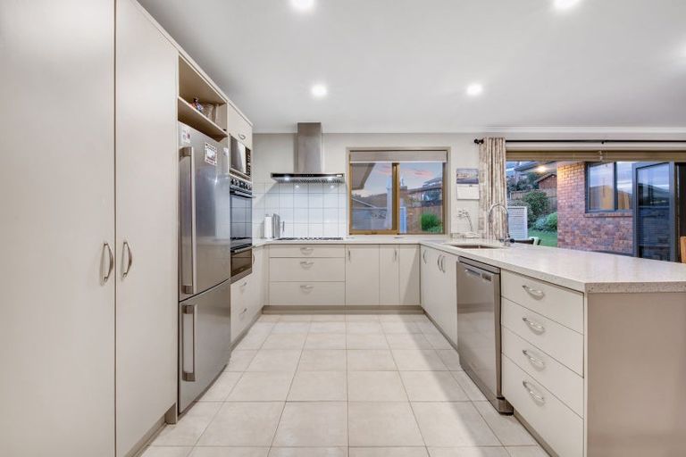 Photo of property in 49 Chesterfield Way, Orewa, 0931