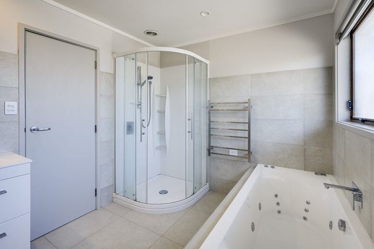 Photo of property in 44 Guppy Road, Greenmeadows, Napier, 4112