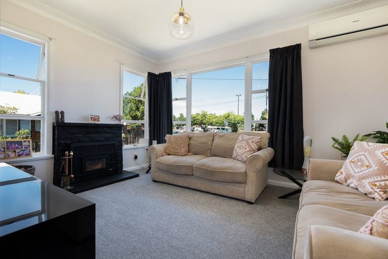 Photo of property in 49 Vogel Street, Cambridge, 3434