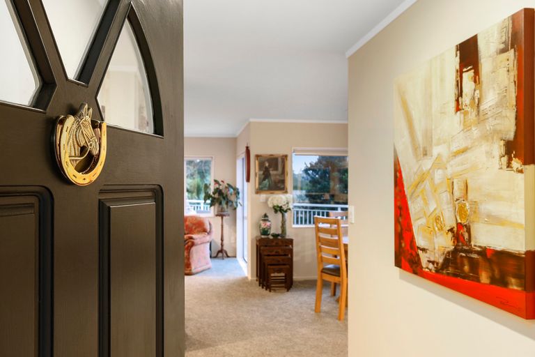 Photo of property in 177 Shaw Road, Oratia, Auckland, 0604