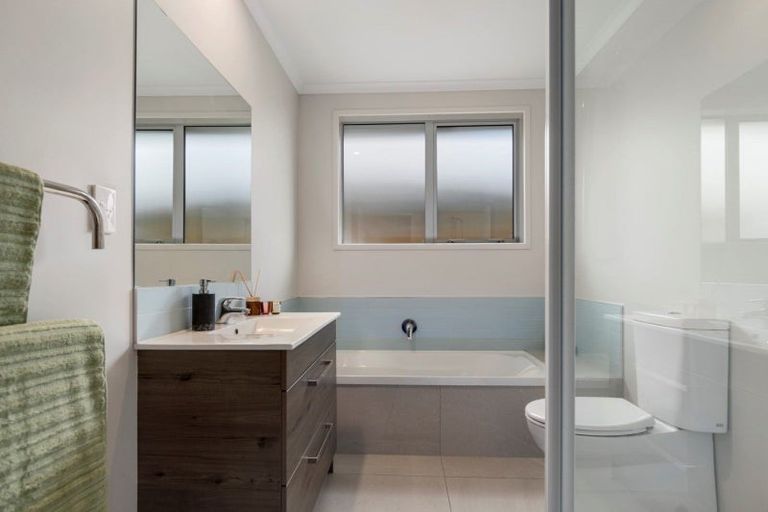 Photo of property in 7 Parkside Mews, Papamoa, 3118