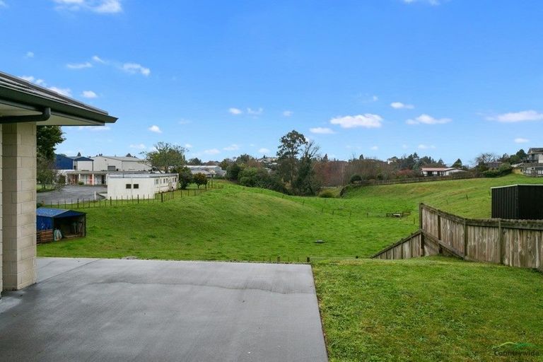 Photo of property in 32 Cambridge Street, Putaruru, 3411