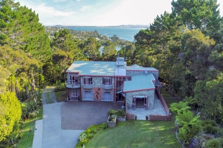 Photo of property in 39 Upper Harbour Drive, Greenhithe, Auckland, 0632