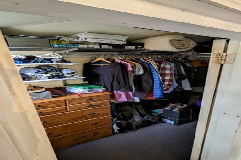 Photo of property in 54 Pirie Street, Mount Victoria, Wellington, 6011