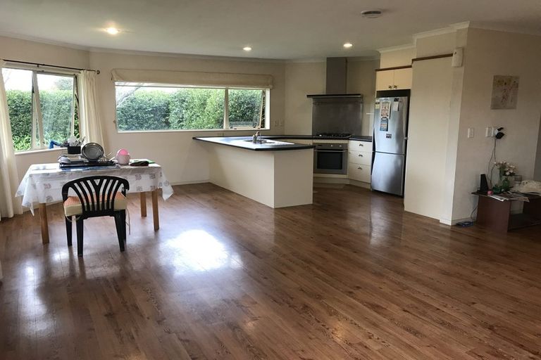 Photo of property in 187 Old Farm Road, Hamilton East, Hamilton, 3216